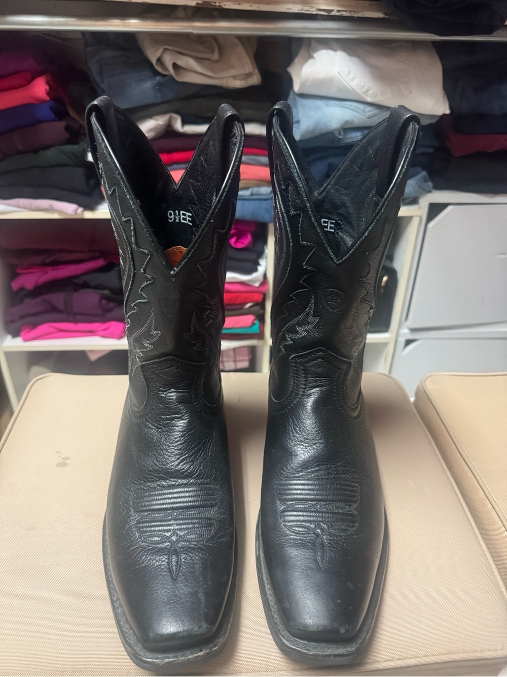 Ariat Black Men's Western Cowboy Boots - Classic Leather size 9.5